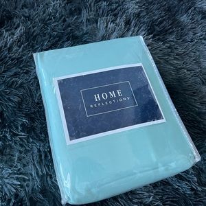 Unopened Brand New Home Reflections Sheet Set King